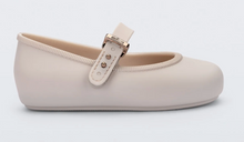 Load image into Gallery viewer, MINI MELISSA SOFT BALLERINA BEIGE
