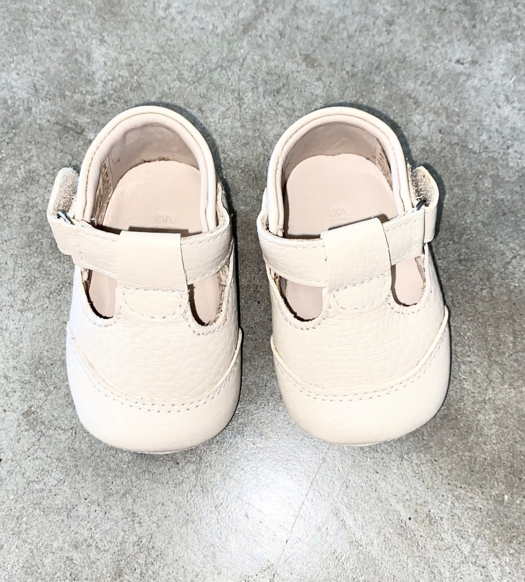 BABY T STRAP LEATHER SHOES IN LIGHT BLUE | ALSO IN CREAM