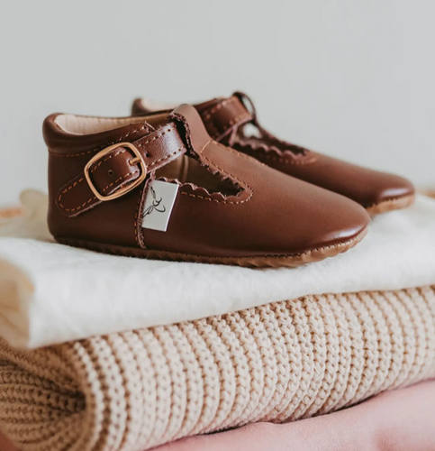 LITTLE LOVE BUG CHOCOLATE T BAR SHOES ND
