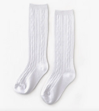 Load image into Gallery viewer, WHITE CABLE KNIT KNEE HIGH SOCKS