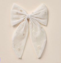 Load image into Gallery viewer, OVERSIZED HAIR BOW IN IVORY | NORALEE