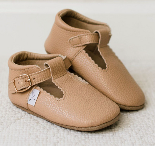 LITTLE LOVE BUG | T BAR NUDE MOCASSINS ND