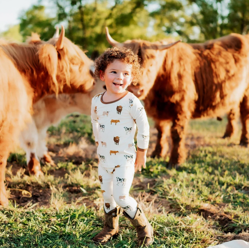 KYTE BABY LONG SLEEVE PAJAMA SET MOO PRINT