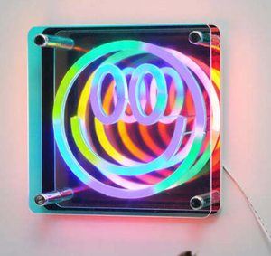 NEON SMILE 3 D LIGHT EFFECT