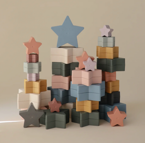 NESTING STARS TOY - RETRO