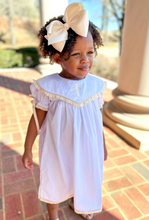 Load image into Gallery viewer, WEE ONES KING FRENCH SATIN GIRLS HAIR BOW PINK &amp; MORE COLORS