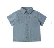 Load image into Gallery viewer, RYLEE + CRU DENIM SS OVERSHIRT WASHED BLUE