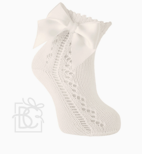 CARLO MAGNO SCOTISH YARN OPENWORK SOCKS WITH SATIN BOW