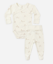 Load image into Gallery viewer, QUINCY MAE SIDE SNAP BODY SUIT + PANT SET | BUNNIES