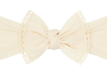 Load image into Gallery viewer, BABY BLING TRIMMED CLASSIC KNOT | OATMEAL LACE