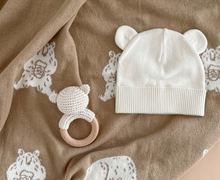 Load image into Gallery viewer, HONEY BEAR BLANKET, HAT AND BABY TEETHER SET | BABY GIFT | THE BLUEBERRY HILL