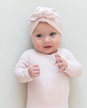 Load image into Gallery viewer, KYTE BABY RIBBED HEADWRAP IN BLUSH 0-3 M