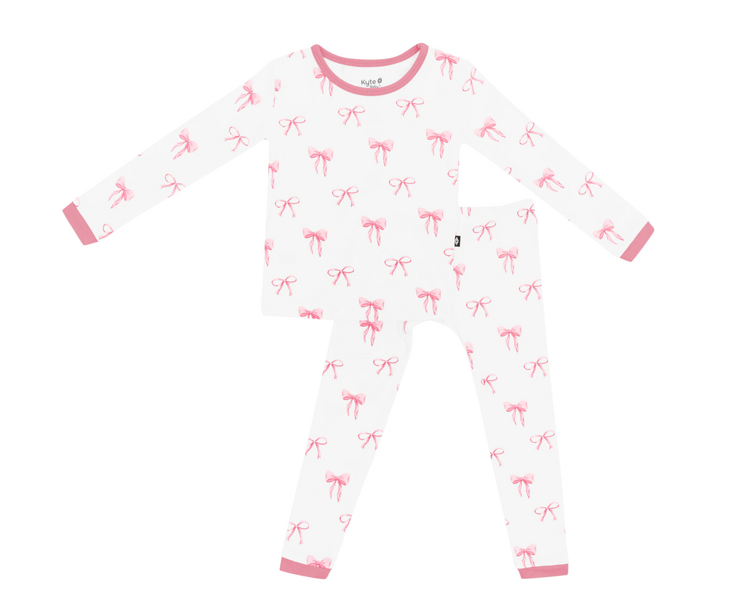 KYTE BABY LONG SLEEVE PAJAMA IN BOW