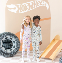 Load image into Gallery viewer, KYTE BABY LONG SLEEVE PAJAMAS IN SPARKLES AND SPEED