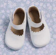 Load image into Gallery viewer, ELEPHANTITO BABY MARY JANE SHOES IN WHITE
