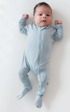 Load image into Gallery viewer, KYTE BABY ZIPPY FOOTIE IN FOG