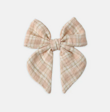 Load image into Gallery viewer, QUINCY MAE BOW | PINK PLAID