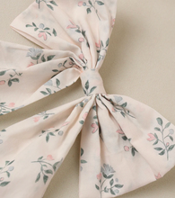 Load image into Gallery viewer, NORALEE EVERLY BOW SUMMER DITSY