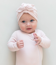 Load image into Gallery viewer, KYTE BABY |  RIBBED HEADWRAP IN BLUSH 0-3 M