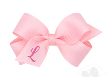 Load image into Gallery viewer, MINI MONOGRAMMED GIRL HAIR BOW | LIGHT PINK/HOT PINK INITIAL