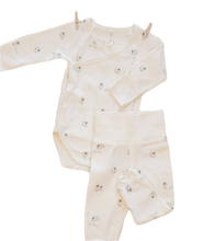 Load image into Gallery viewer, SIDE SNAP BODYSUIT + PANT SHEEP SET.                        QUINCY MAE