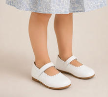 Load image into Gallery viewer, ELEPHANTITO | TODDLER ARIA BALLET FLAT LEATHER SHOES / WHITE