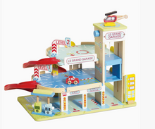 Load image into Gallery viewer, LE TOY VAN LE GRAND WOODEN GARAGE