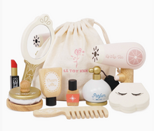 Load image into Gallery viewer, LE TOY VAN VANITY STAR BEAUTY KIT
