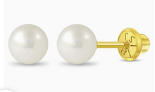 Load image into Gallery viewer, IN SEASON JEWELRY 18k Gold Classic Freshwater Pearl 3-6mm Baby and older girls Earring