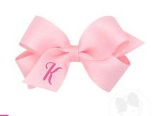 Load image into Gallery viewer, MINI MONOGRAMMED GIRL HAIR BOW | LIGHT PINK/HOT PINK INITIAL