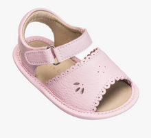 Load image into Gallery viewer, BABY SANDAL WITH SCALLOP PINK | NORE COLORS | ELEPHANTITO